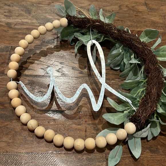 “Hi” Door Wreath- Super cute! - Picture 5 of 6